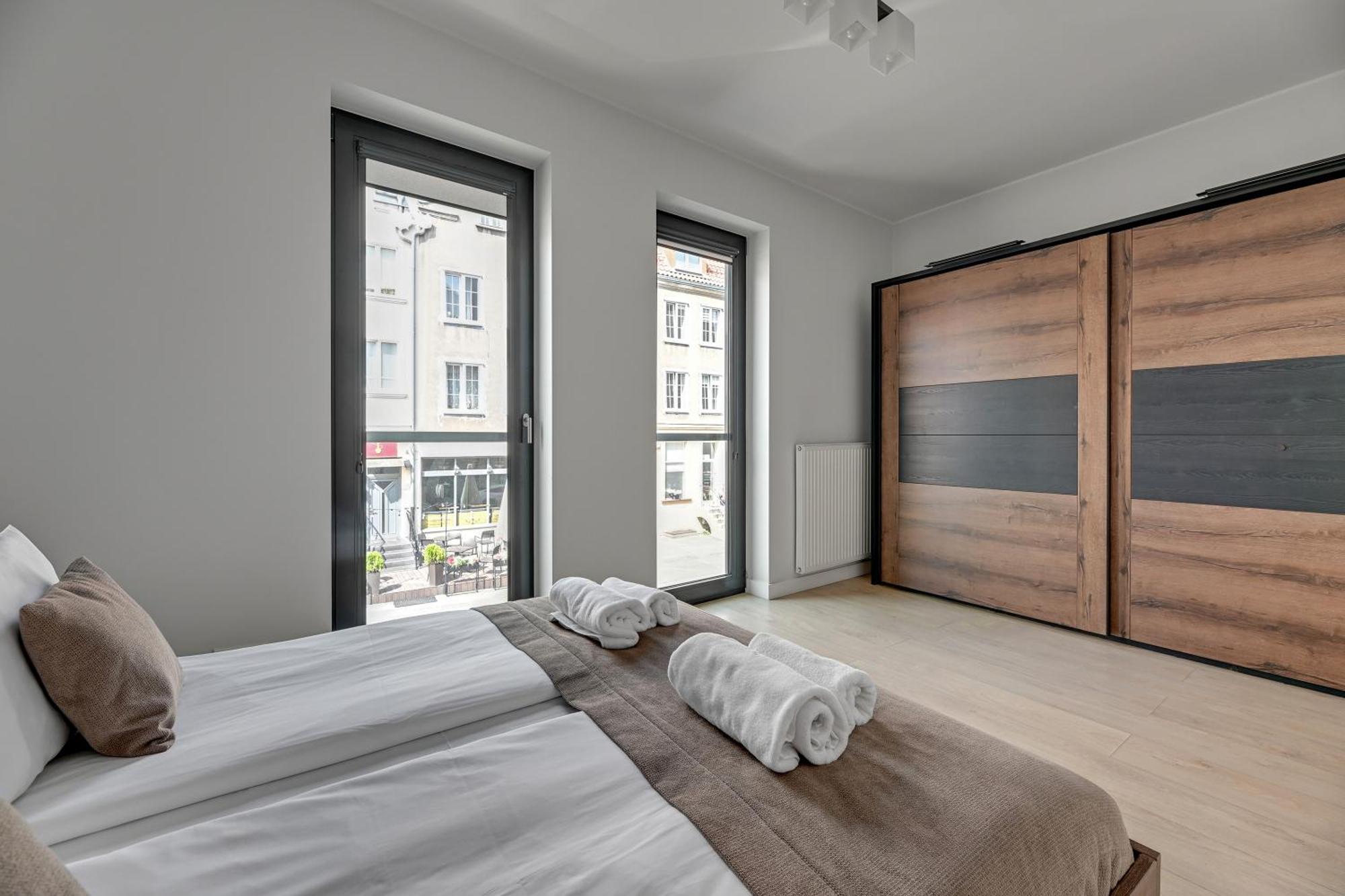 Symfonia Amazing River View By Downtown Apartment