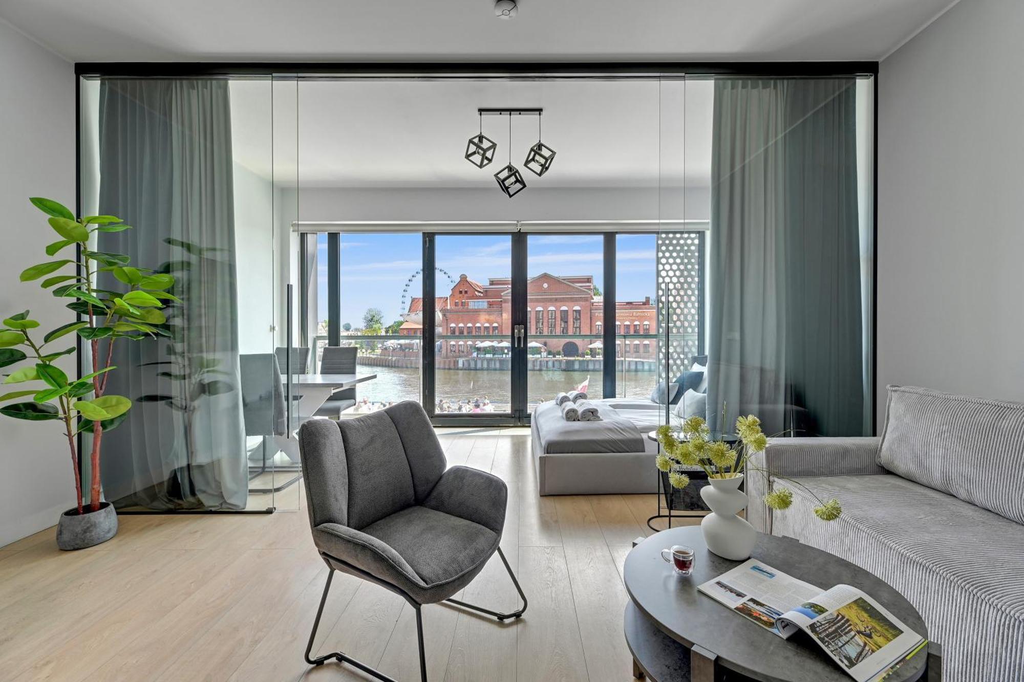 Symfonia Amazing River View By Downtown Apartment *