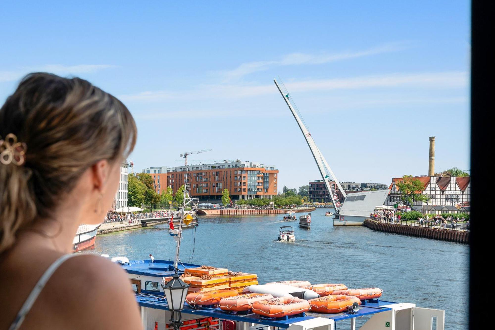 Symfonia Amazing River View By Downtown Apartment